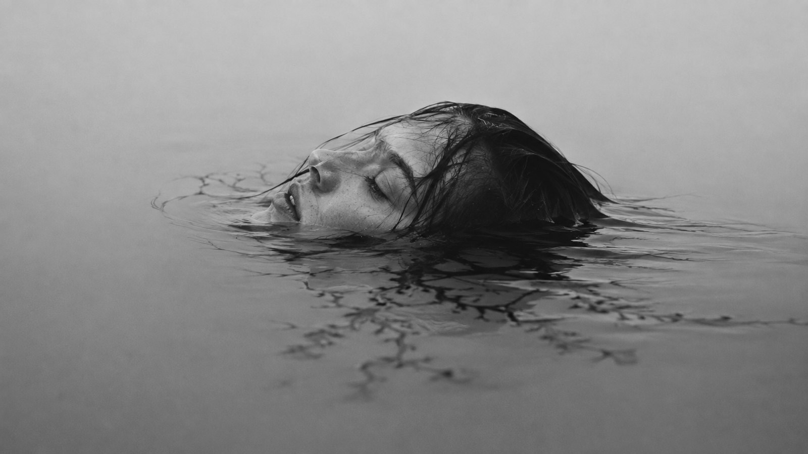 «Воскресенье». Вода / портрет